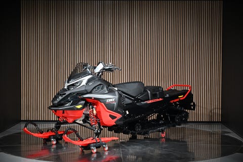 Lynx Brutal RE 3900 850 Etec m/10.25