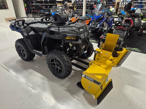 Polaris Sportsman 570 Black Edition  med Rammy Snøfres 140 Pro 2025, 194 990 kr
