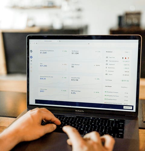 Veksthuset Rekruttering AS-logo