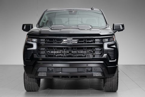 Chevrolet Silverado - thumbnail 2