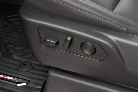 Chevrolet Silverado - thumbnail 10