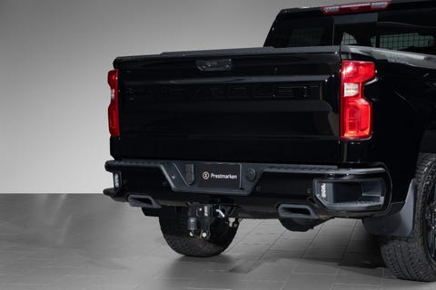 Chevrolet Silverado - thumbnail 15