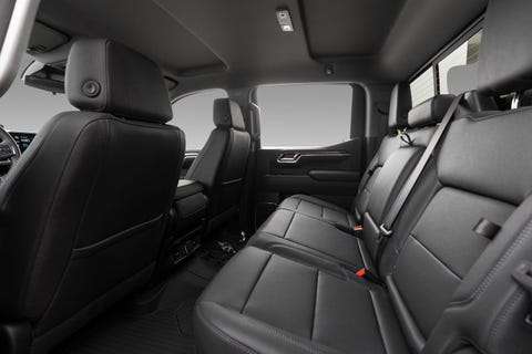 Chevrolet Silverado - thumbnail 13