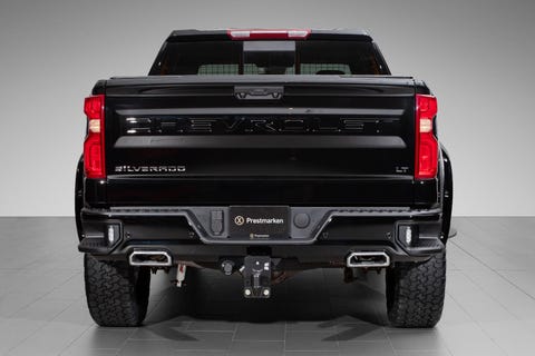 Chevrolet Silverado - thumbnail 3