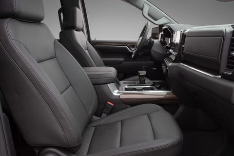 Chevrolet Silverado - thumbnail 8