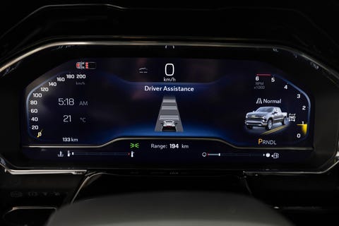 Chevrolet Silverado - thumbnail 11