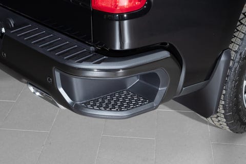 Chevrolet Silverado - thumbnail 7