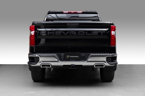 Chevrolet Silverado - thumbnail 3