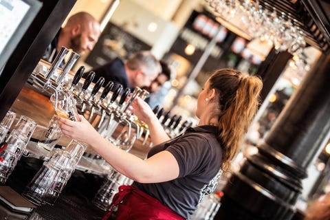 Royal Gastropub logo