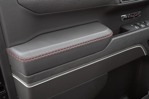 GMC Sierra - thumbnail 10