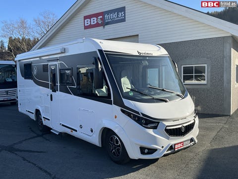 Benimar Amphitryon 998 / Hydr støttebein / 2 x Lithium  / ALDE / Dobbeltseng / Face 2 Face-salong / MÅ SEES / INNBYTTE