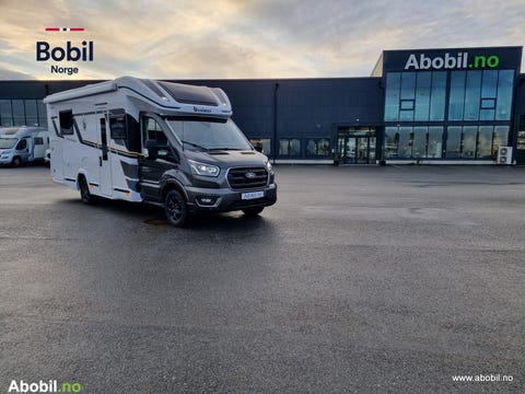 Benimar T497 Lithium / solcellepanel / Queenbed