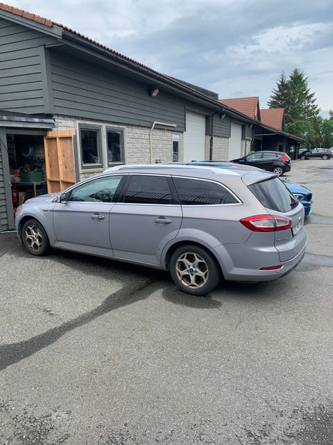 Ford Mondeo