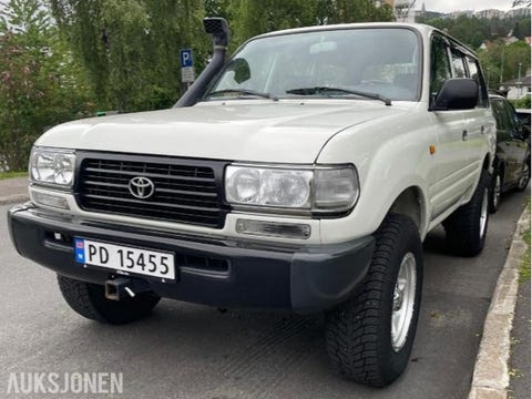 Toyota Land Cruiser