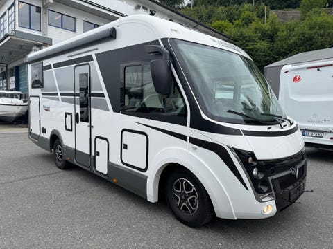 Mobilvetta K- Yacht Tekno Line 64 | 180 ah Lithium | 8-trinns automat | ALDE