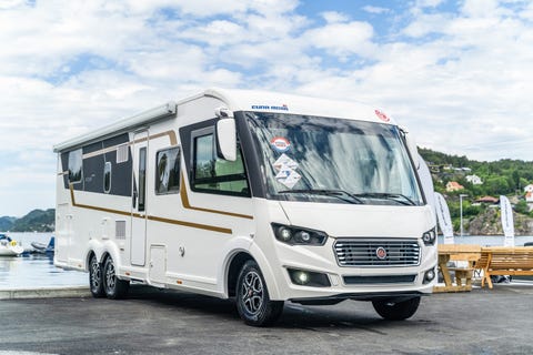 Eura Mobil Integra 890 QB