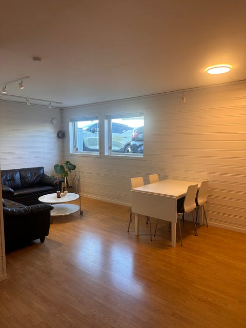 Bilde 2 av annonsen