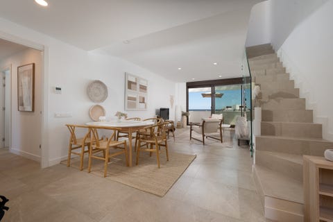 Eksklusiv duplex-penthouse med 3 soverom, sjøutsikt og 117 m² terrasser i Estepona – bilde 3