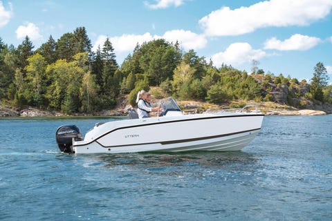 LAGERTØMMING - Uttern S59 Premium White / 2027 Mercury F 150 CF EFI - Velutstyrt