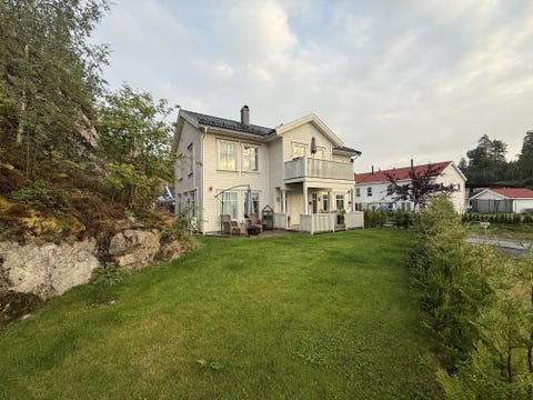 Bilde 1 av annonsen