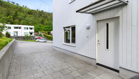 Bilde 2 av annonsen