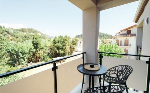 Dioni Suites 6 av 10