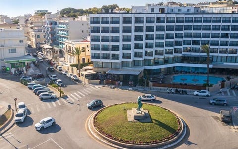 Africa Hotel 4 av 13