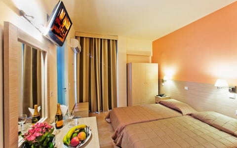 Ambassador City 8 av 8