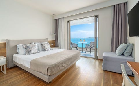 Ammon Zeus Luxury Beach Hotel 4 av 25