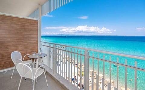 Ammon Zeus Luxury Beach Hotel 7 av 25