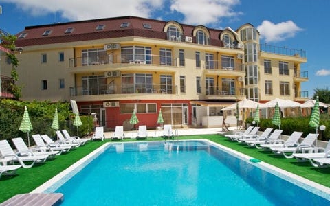 Anixi Aparthotel 1 av 5