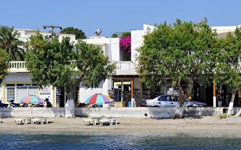 Artemida 8 av 9