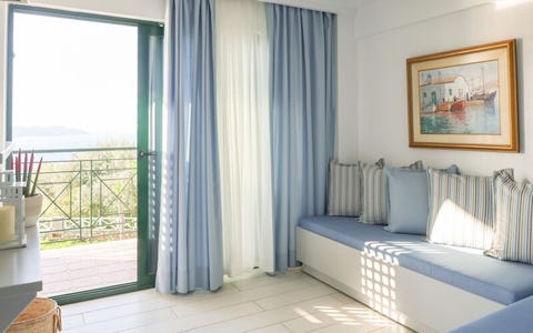 Azzurro 4 av 15