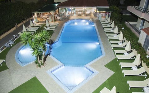 Blue Sky Agia Marina 7 av 12