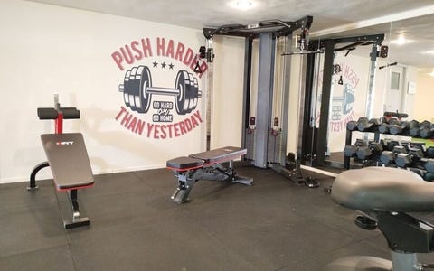 Blue Sky Agia Marina 10 av 12