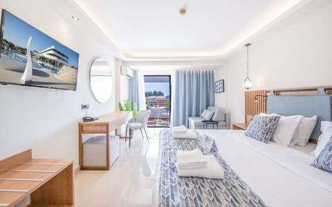 Oceanis Beach Corfu 4 av 14