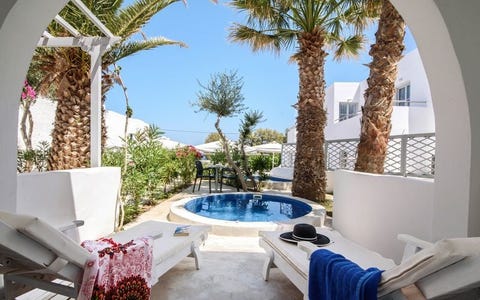 RK Beach Hotel 3 av 16