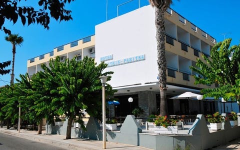 Dimitris Paritsa Hotel 8 av 9