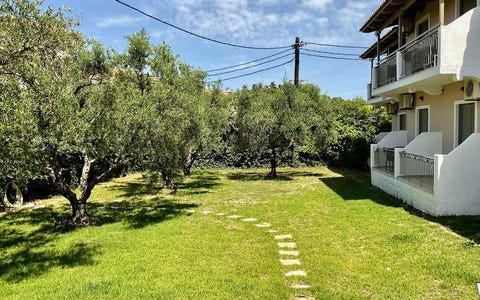 Dora's 5 av 11