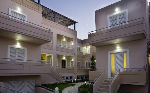 Elia Kato Stalos 14 av 14