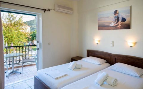 Konstantinos Hotel 4 av 10