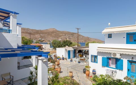 Livadia Beach 10 av 14