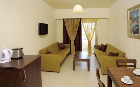 Euronapa Hotel 4 av 18
