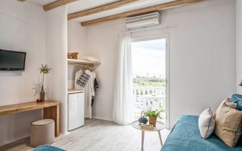 Orkos Beach 7 av 13