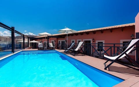 Ionia Suites 2 av 13