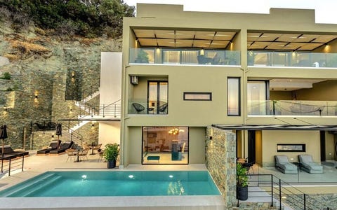 Irini Suites 1 av 11