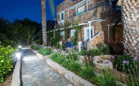 Irini Tilos 12 av 23