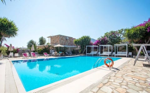 Irini Tilos 14 av 23