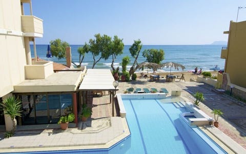 Kato Stalos Mare 1 av 6