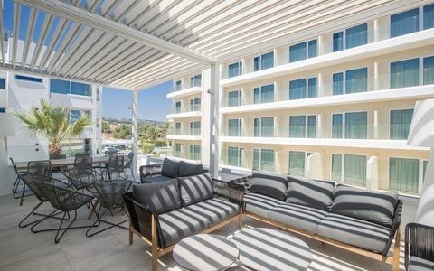 Kokkinos Boutique 4 av 10